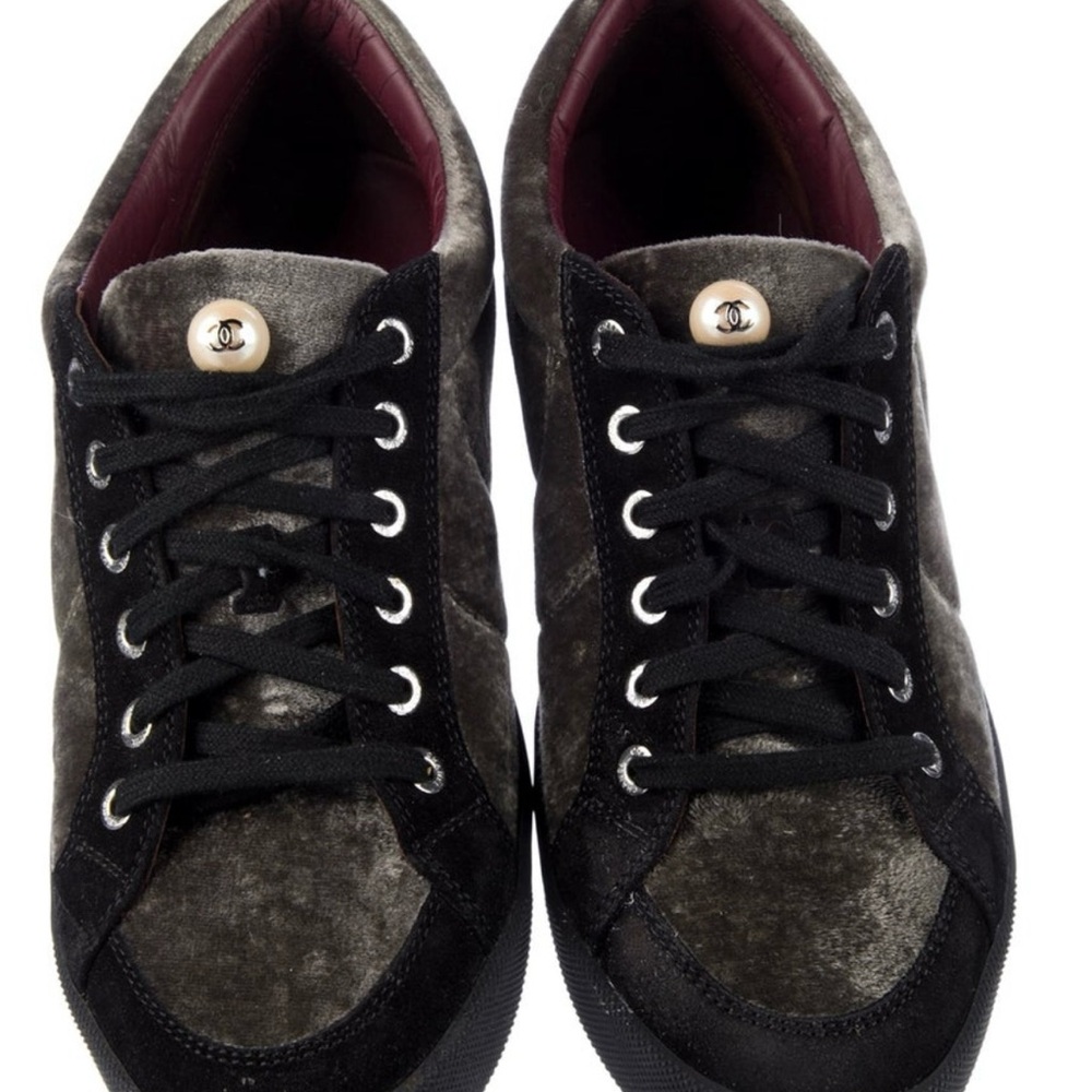 CHANEL Women's Black and Gray Velvet Sneakers sz 39